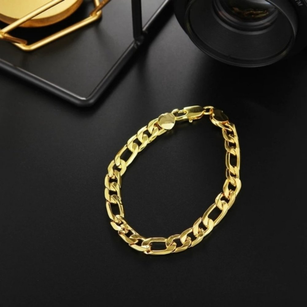 ***New 18K Gold filled 8MM Sideways Bracelet - Picture 4 of 4